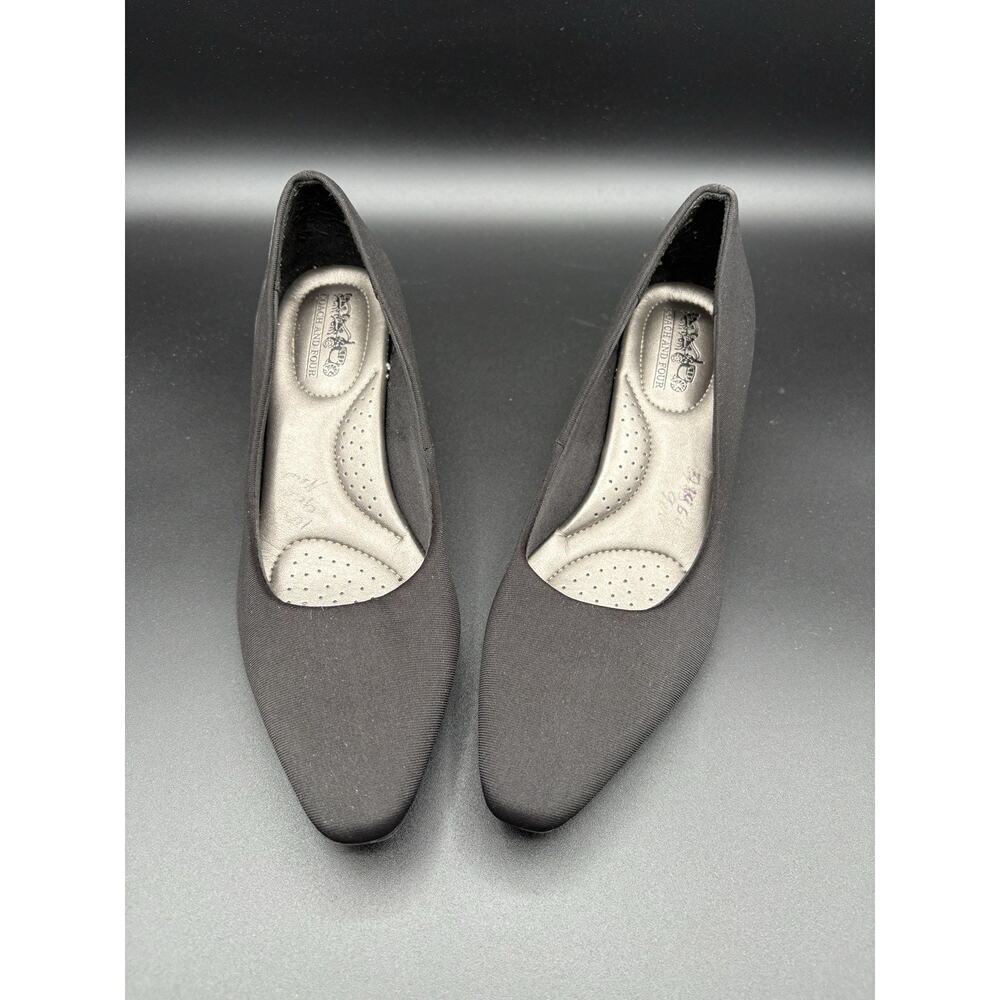 Coach And Four Heels Women 6 Black Classic Pumps Cushioned Slip On Shoes